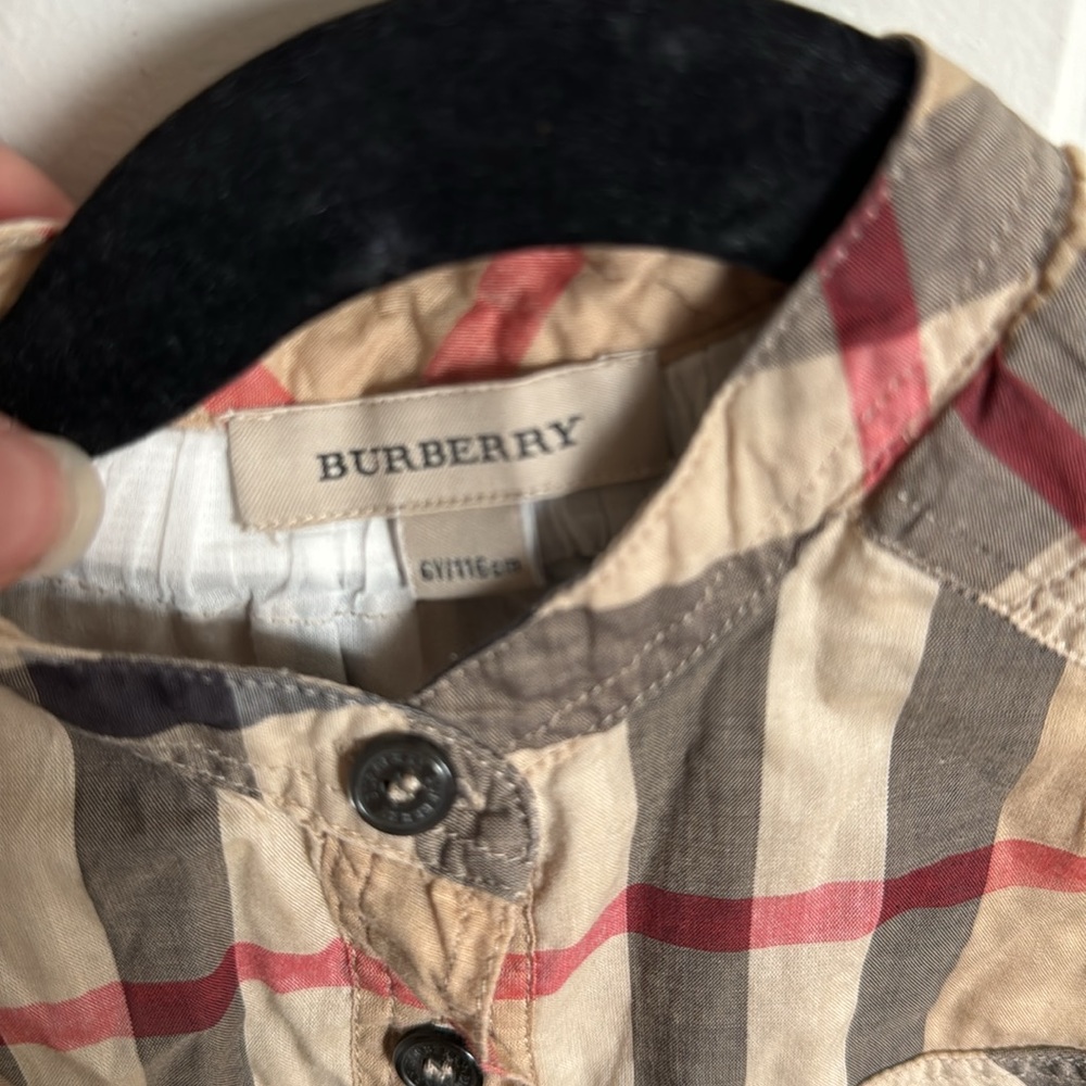Burberry dress size 6y - Picture 3 of 3